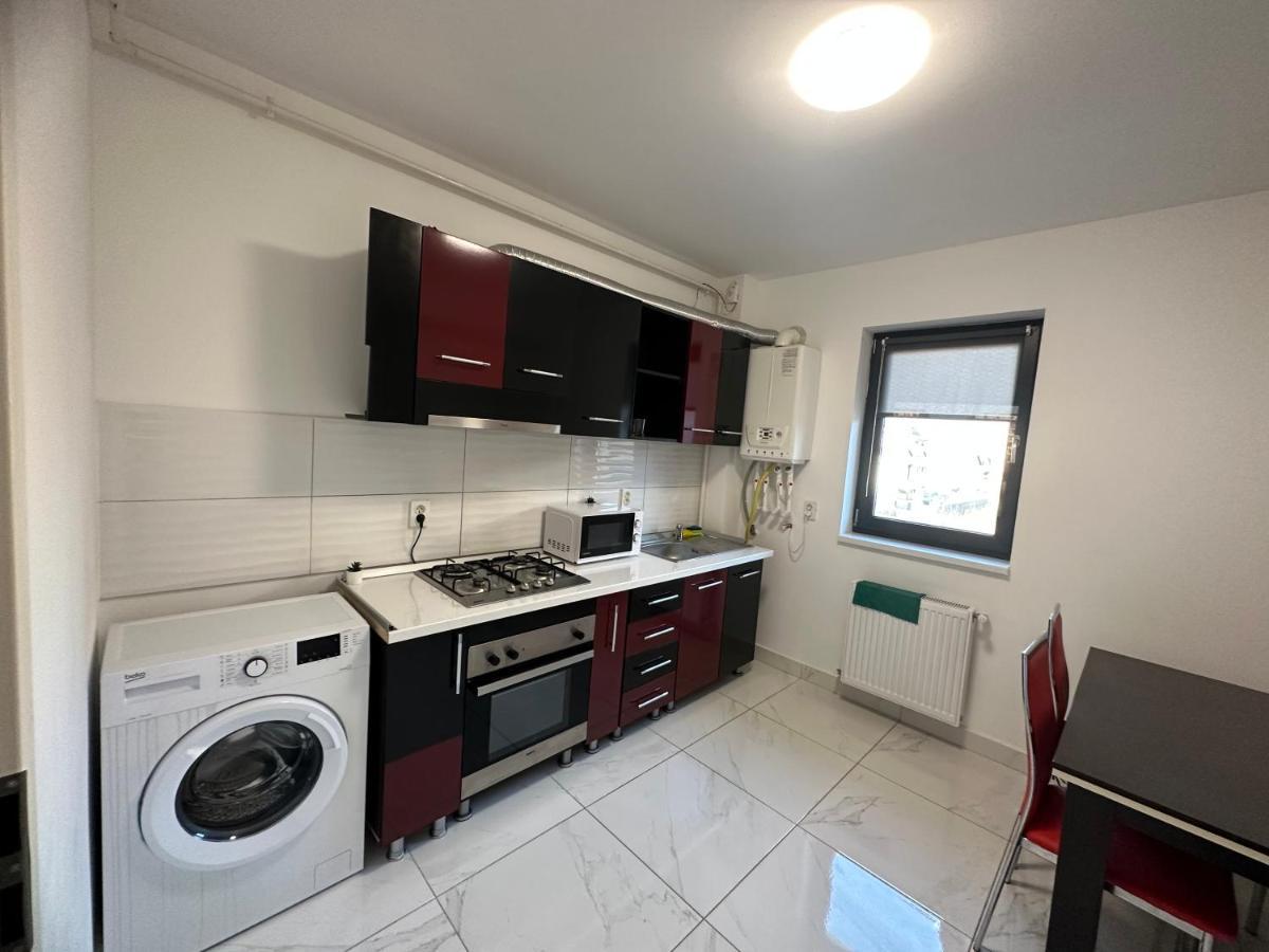 Elena Apartment Bragadiru